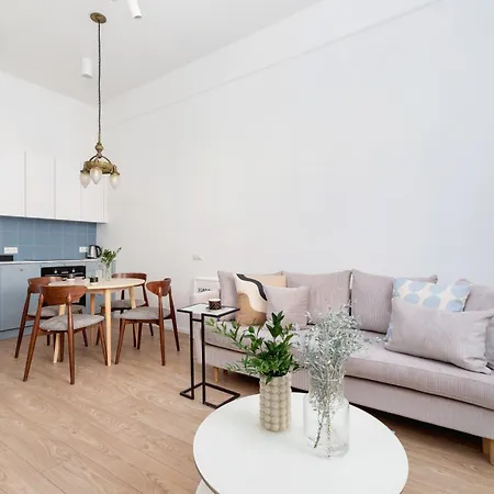 One Bedroom - Dietla 68 Street Apartmán *