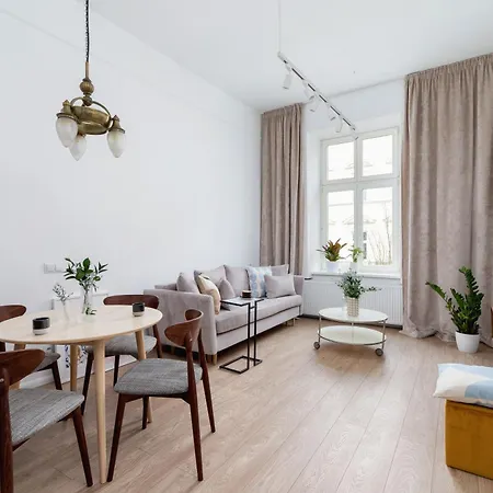 Spring Sky Haven - 1Br For 4 - Kazimierz